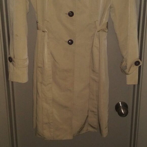 Nine West Rain Coat Belted Buttoned Side Pockets Light Tan Medium - Picture 3 of 6